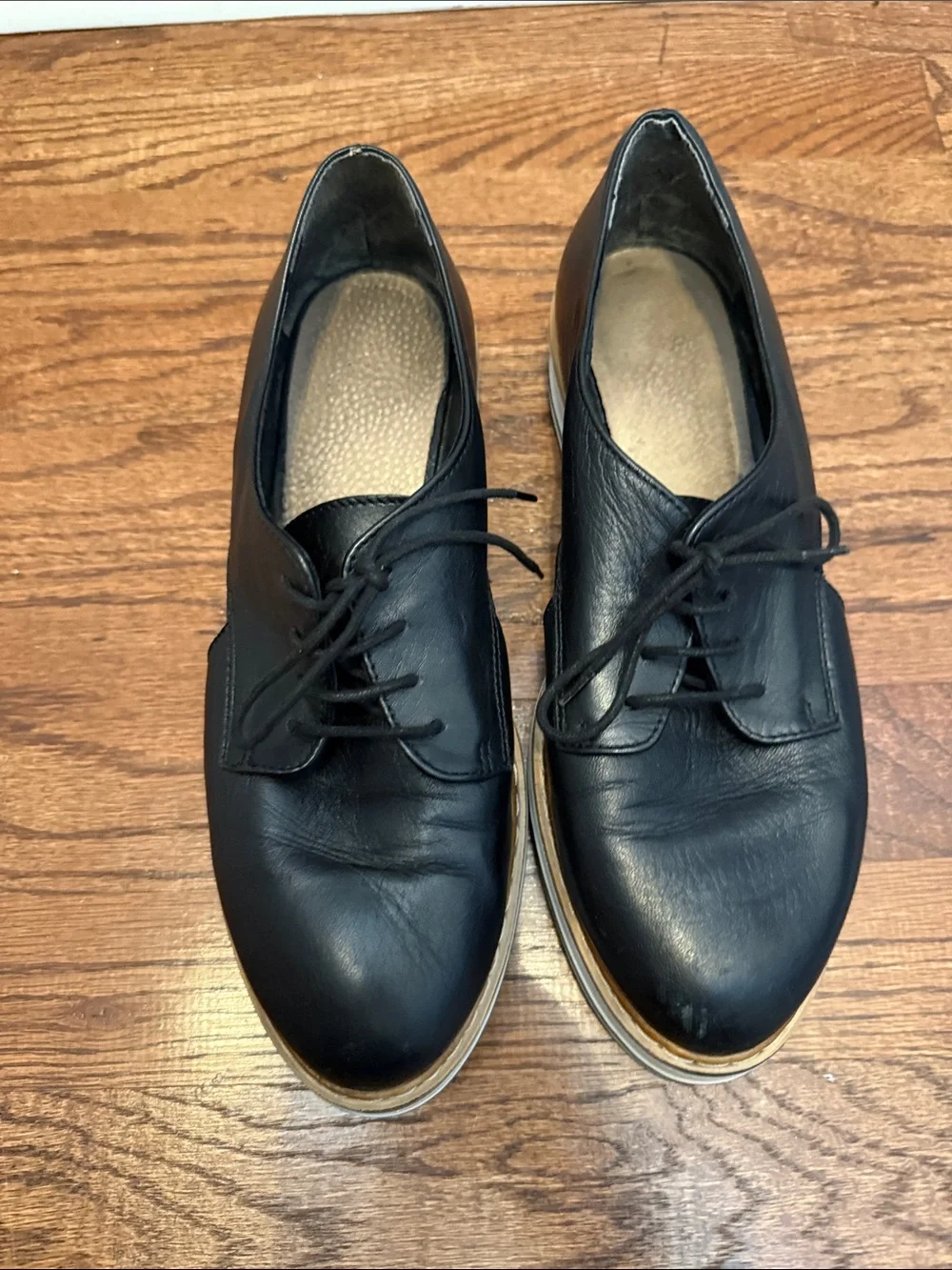 Summit By White Mountain Brody Platform Oxford in Black Italian Leather